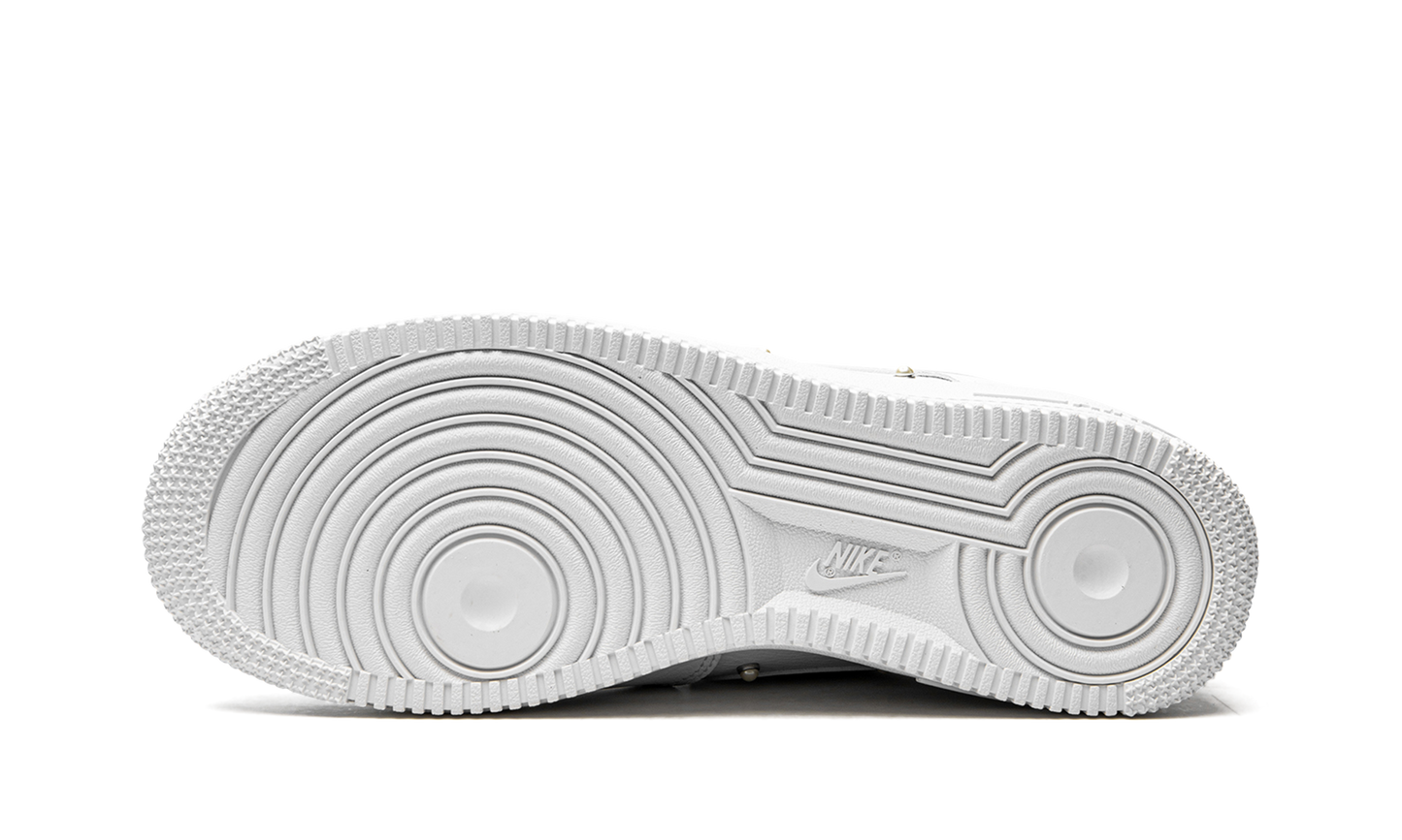 Nike AIR FORCE 1 LO MNS WMNS Pearls DQ0231 100