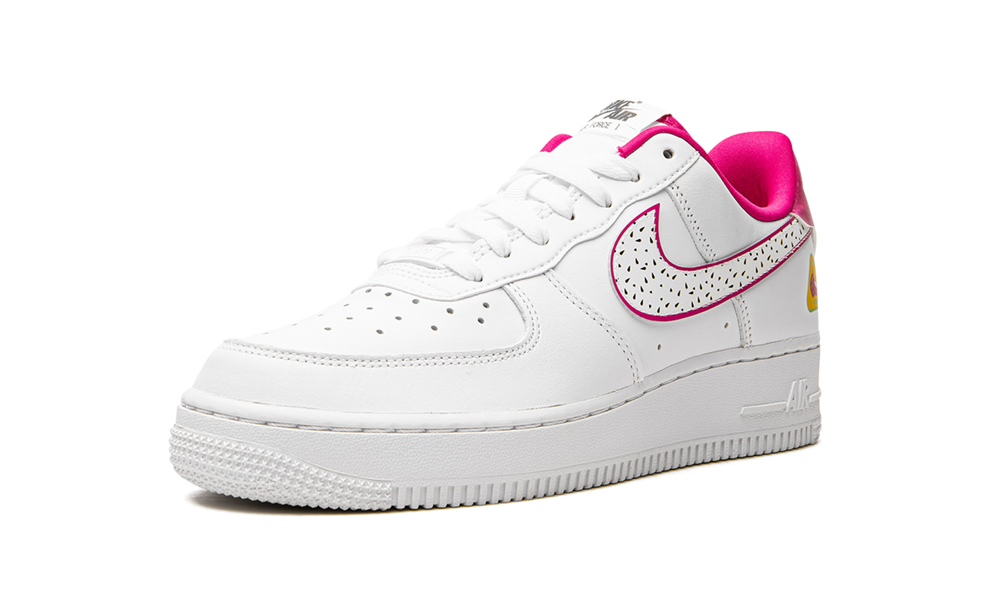 Nike AIR FORCE 1 '07 LX WMNS Dragon Fruit DV3809 100