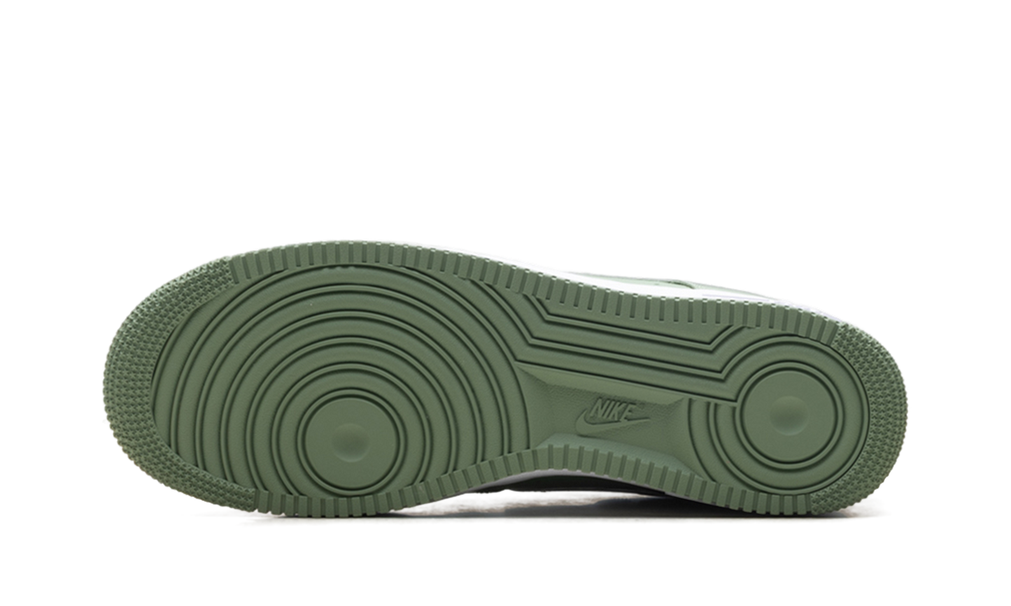 Nike Air Force 1 Low "Woodland Green" FJ4146 301