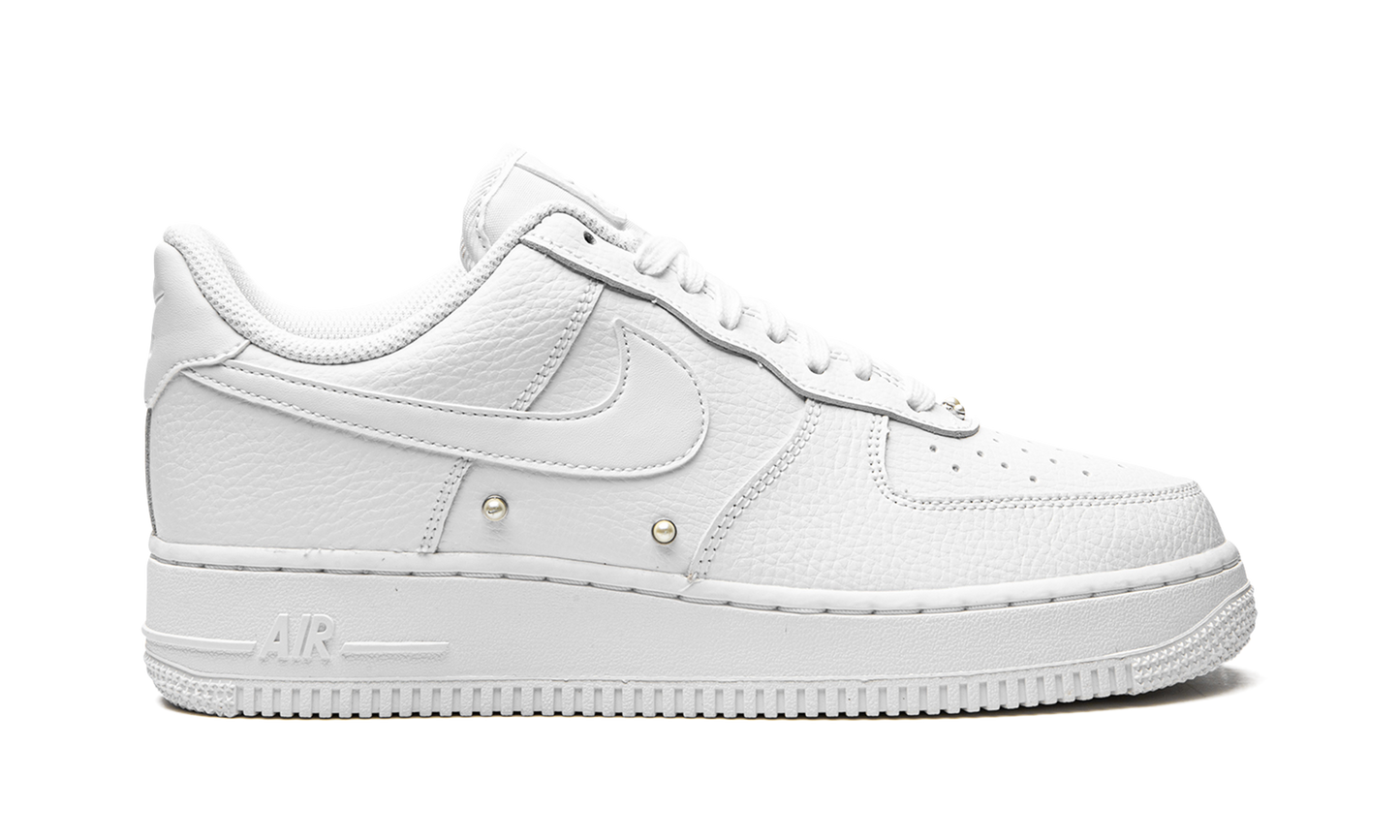 Nike AIR FORCE 1 LO MNS WMNS Pearls DQ0231 100