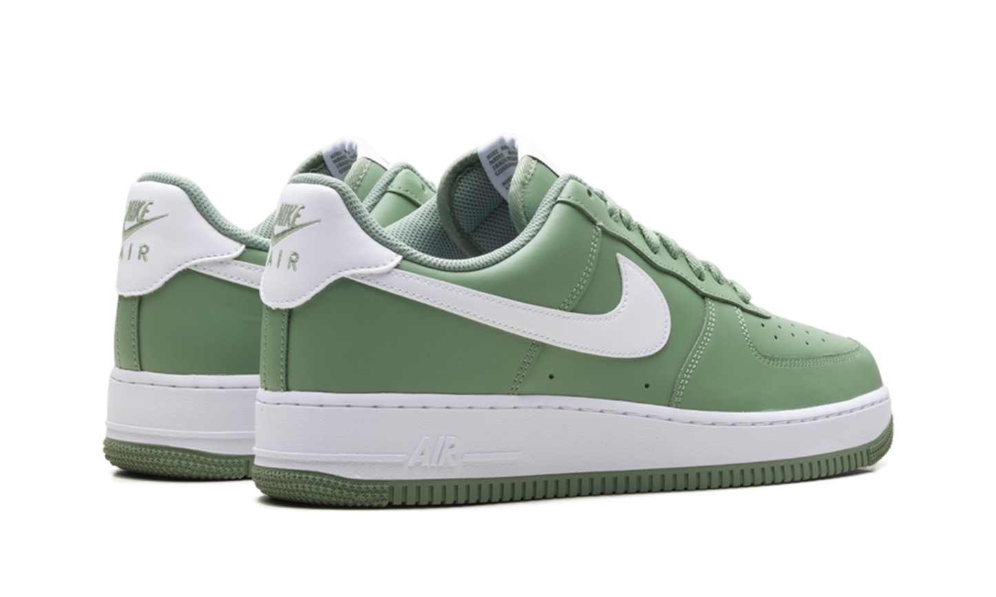 Nike Air Force 1 Low "Woodland Green" FJ4146 301