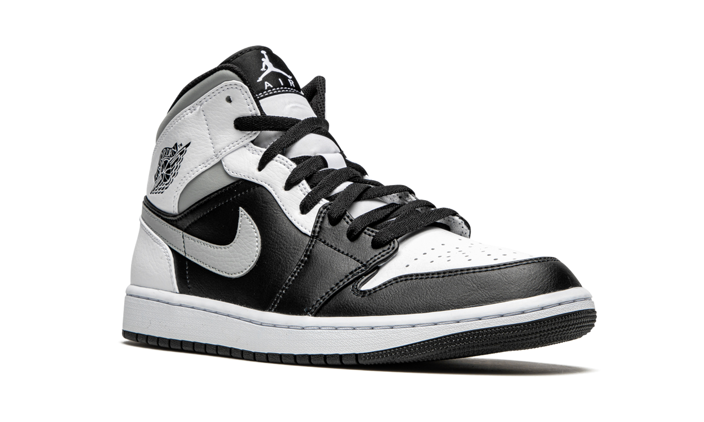 Air Jordan 1 Mid White Shadow 554724 073