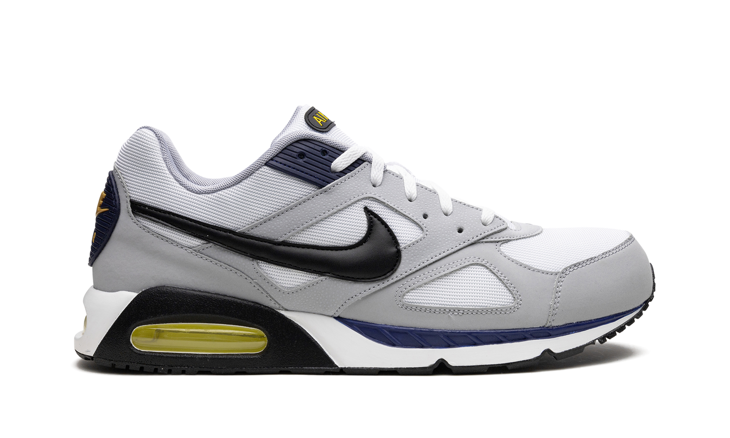 Nike Air Max IVO 580518 102