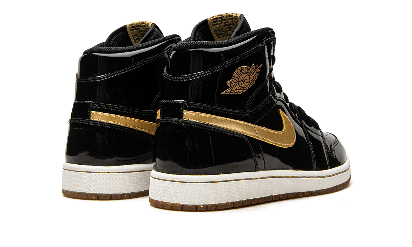 Air Jordan 1 Retro High OG Black/Metallic Gold 555088 019