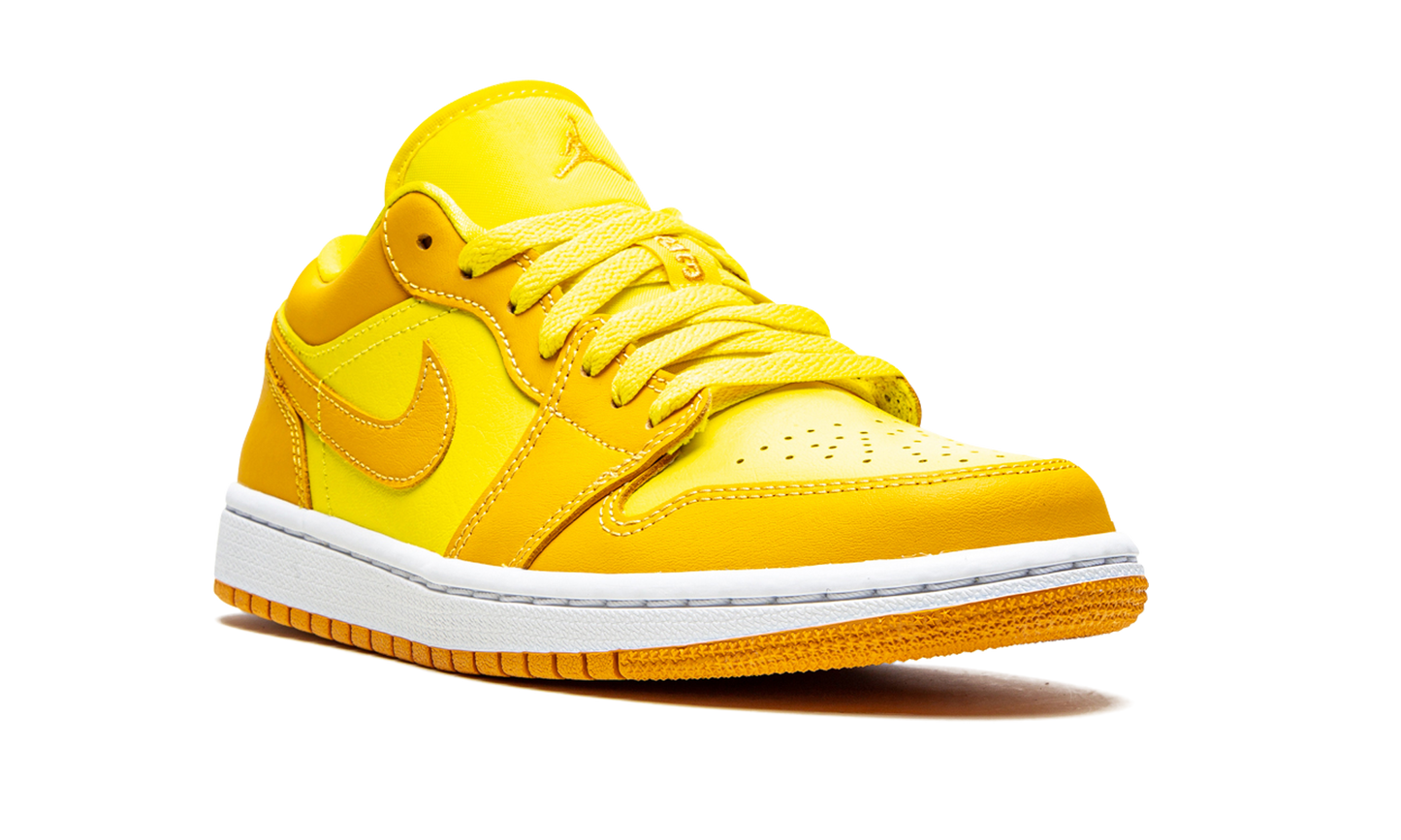AIR JORDAN 1 LO WMNS Yellow Strike DC0774 700
