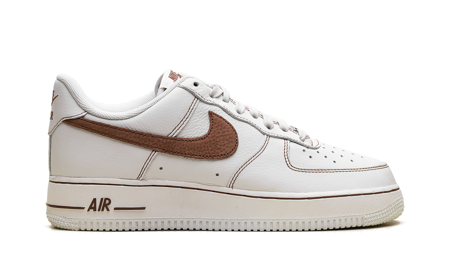 Nike Air Force 1 '07 LV8 "Ivory Saddle Bro" HQ2037 101