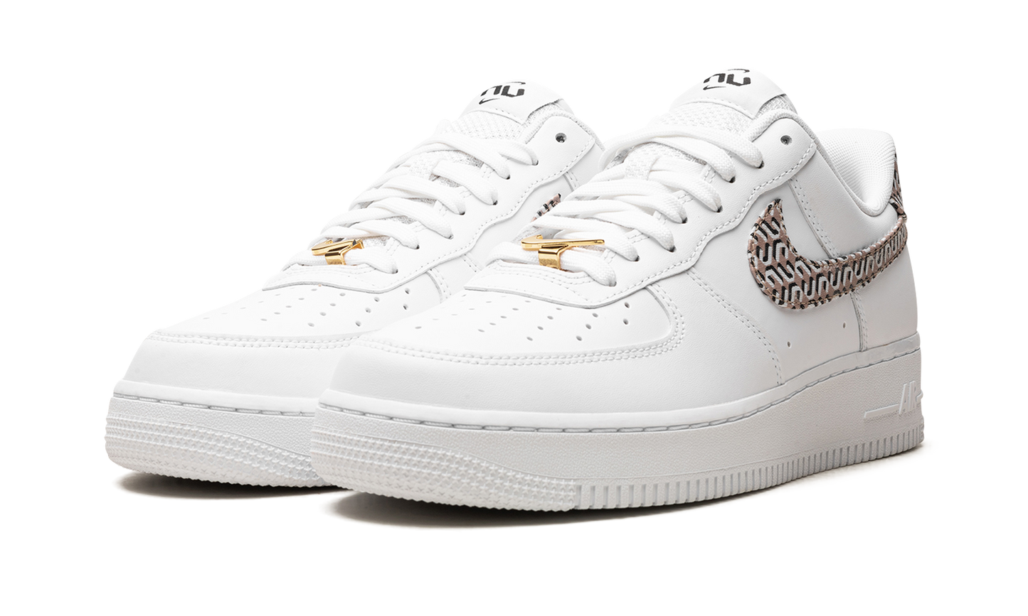 Nike AIR FORCE 1 LO WMNS United In Victory - White DZ2709 100