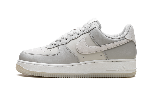 Nike Air Force 1 '07 "Light Bone" FN5832 001