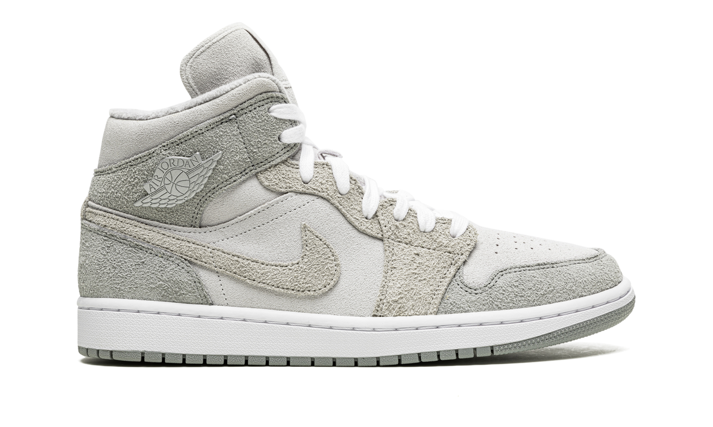 AIR JORDAN 1 MID SE WMNS Grey Fleece DO7139 002