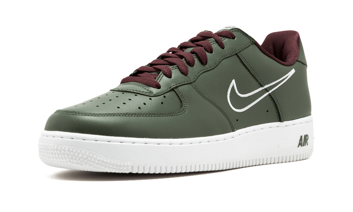 Nike Air Force 1 Low Retro "Hong Kong" 845053 300