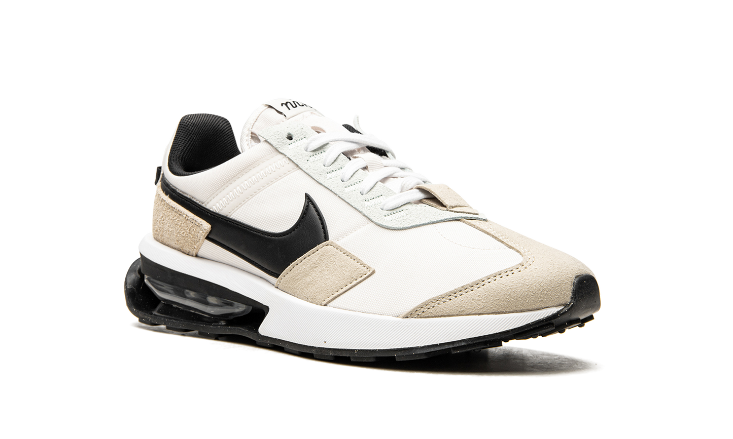 Nike Air Max Pre-Day "Light Bone" DC5331 001