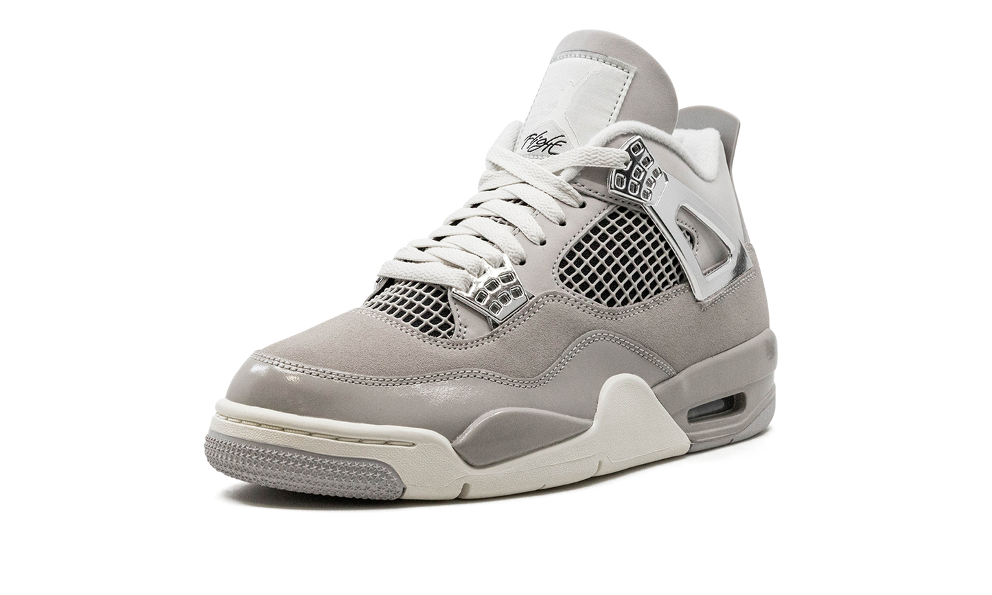 Air Jordan 4 WMNS Frozen Moments AQ9129 001