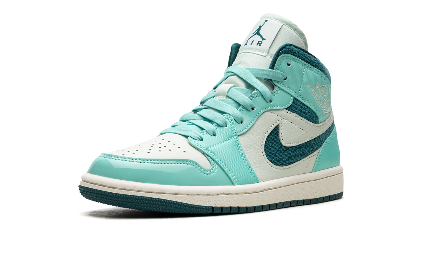 AIR JORDAN 1 MID SE WMNS Bleached Turquoise DZ3745 300