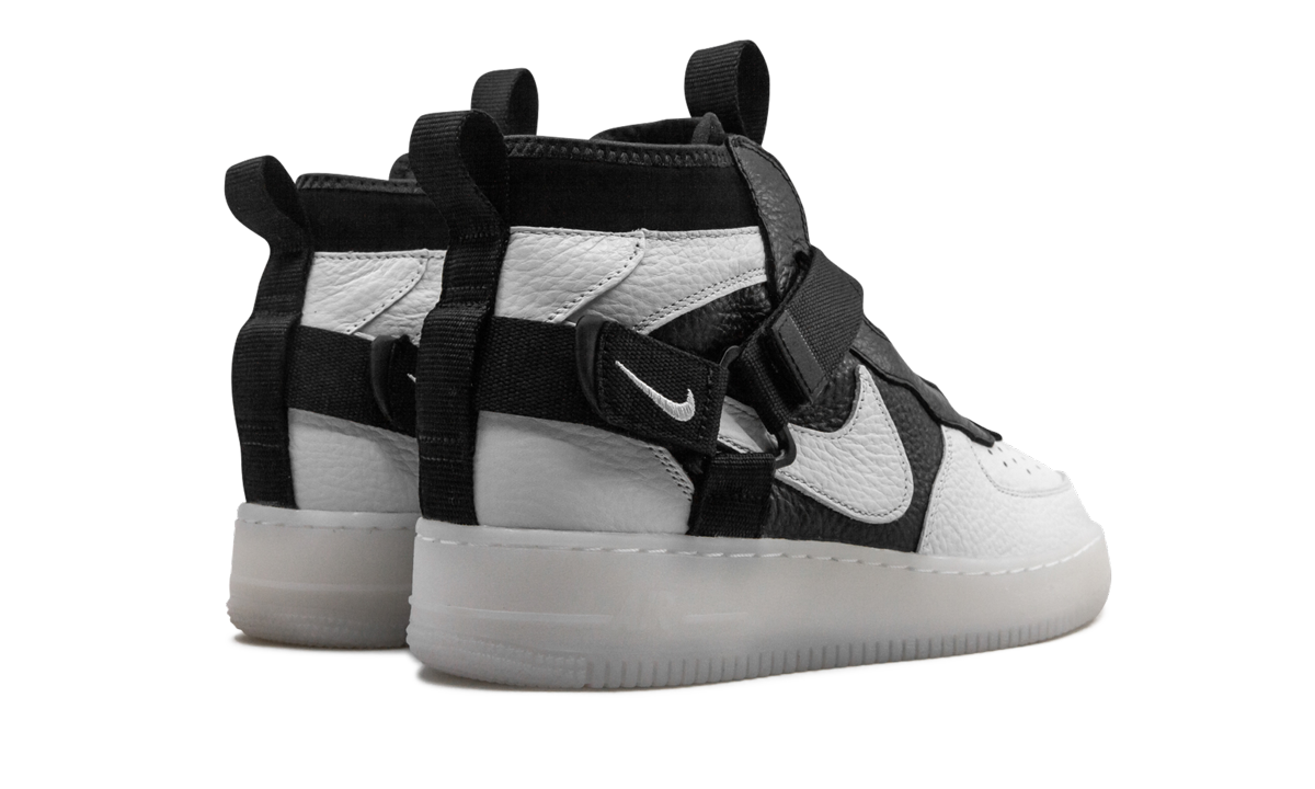 Nike Air Force 1 Utility Mid AQ9758 100