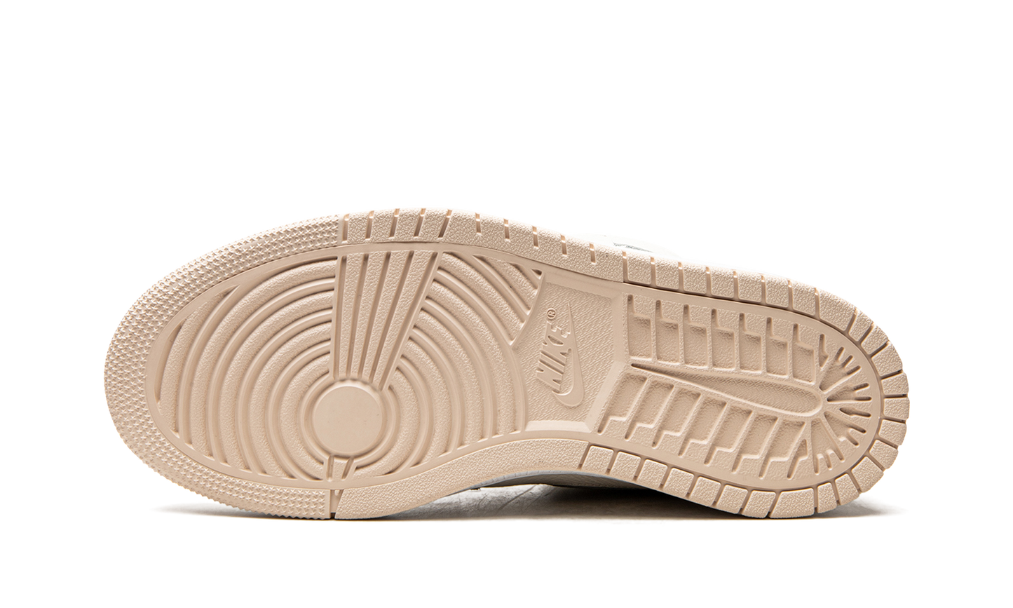 AIR JORDAN 1 ZOOM CMFT WMNS Pearl White CT0979 107
