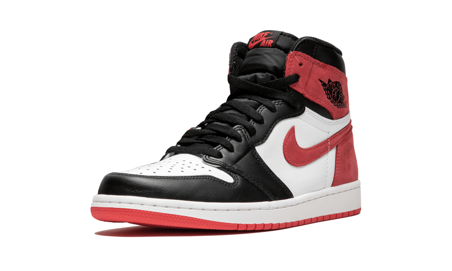 Air Jordan 1 Retro High OG Promo Box - Track Red 555088 112 Promo Box