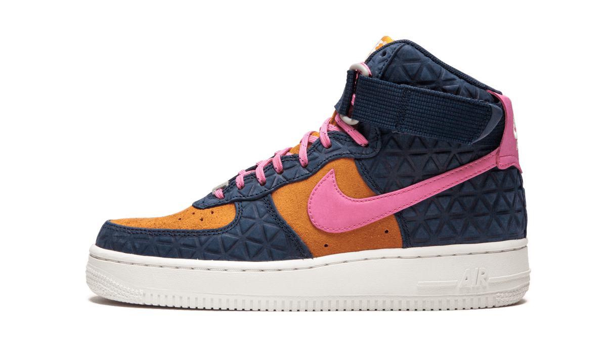 Nike AIR FORCE 1 HI PRM SUEDE WMNS Dynamic Pink