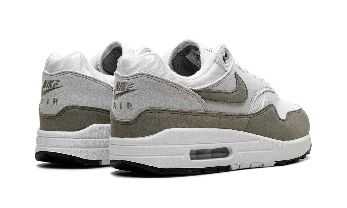 Nike Air Max 1 WMNS "Green" DZ2628 112