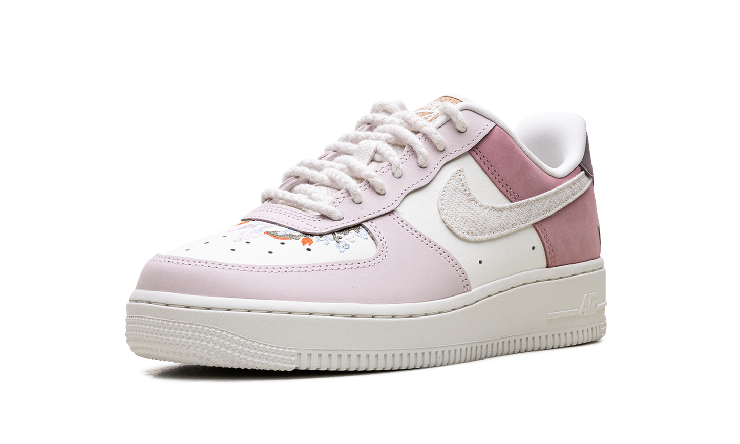 Nike Air Force 1 Low WMNS Mushroom IB8874 111