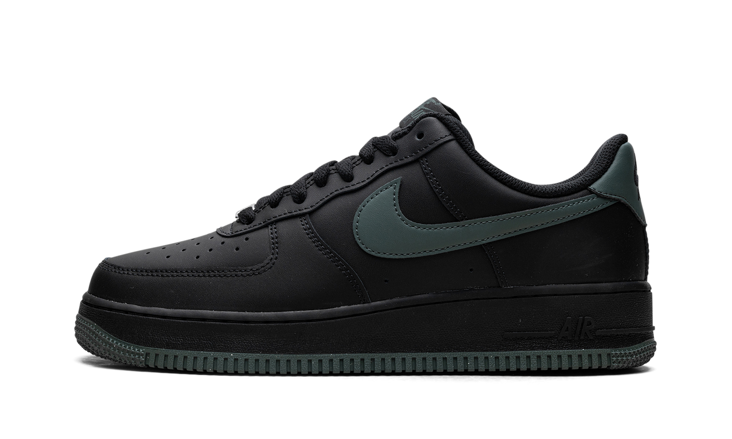 Nike Air Force 1 "Black Vintage Green" FJ4146 001