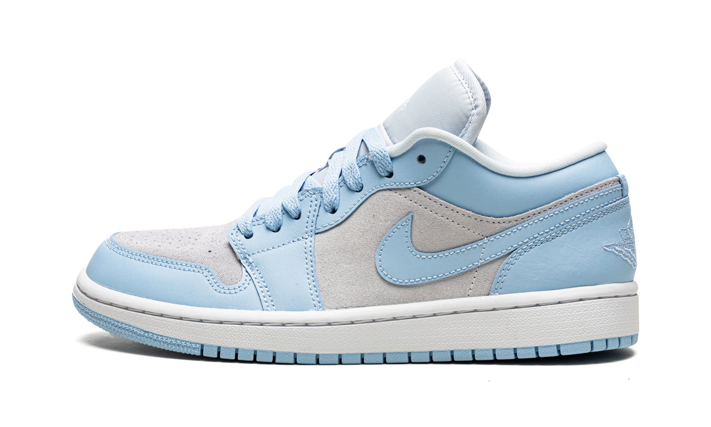 JORDAN 1 Low WMNS Football Grey Aluminum DC0774 050
