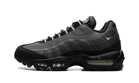 Nike Air Max 95 "Vapor Green" HM0622 001