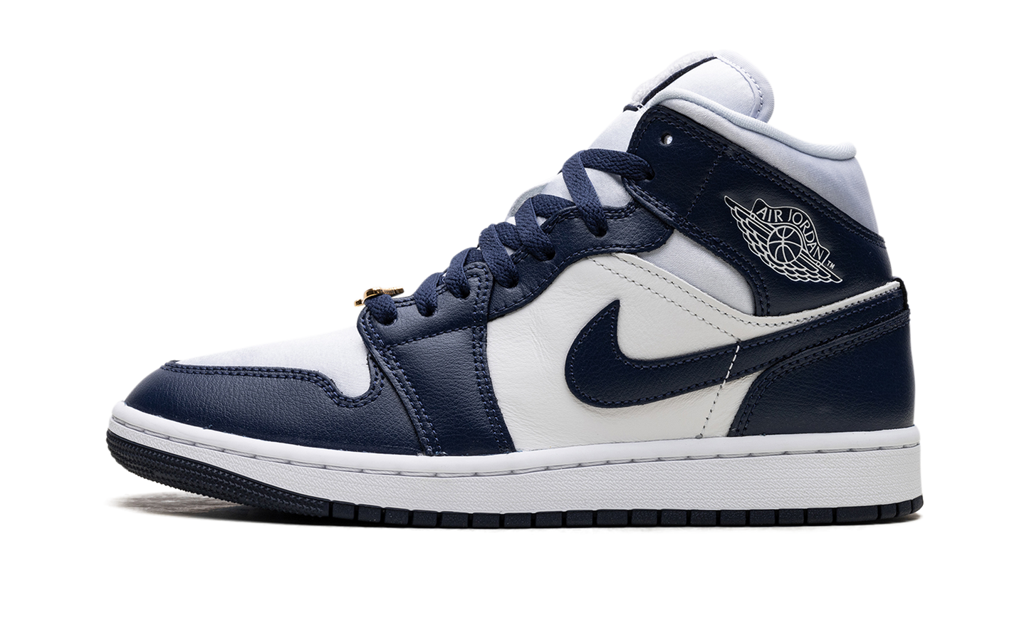 Jordan 1 Mid WMNS Football Grey White Midnight Navy FZ8777 044