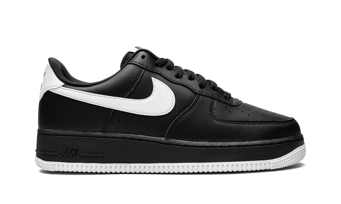 Nike Air Force 1 '07 "Black / White" DC2911 002