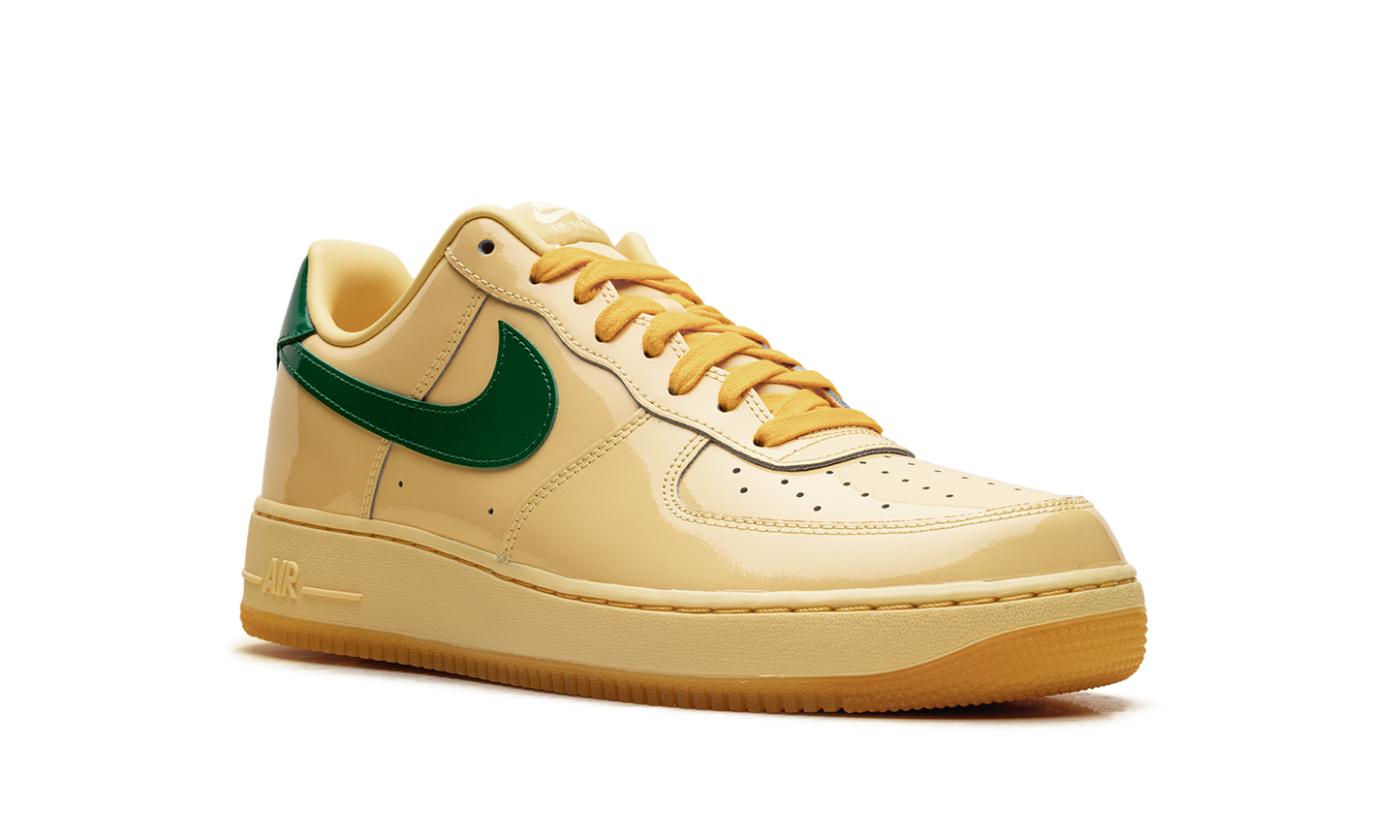 Nike Air Force 1 Low "Patent Leather Topaz Gold Pine Green" IO4489 700