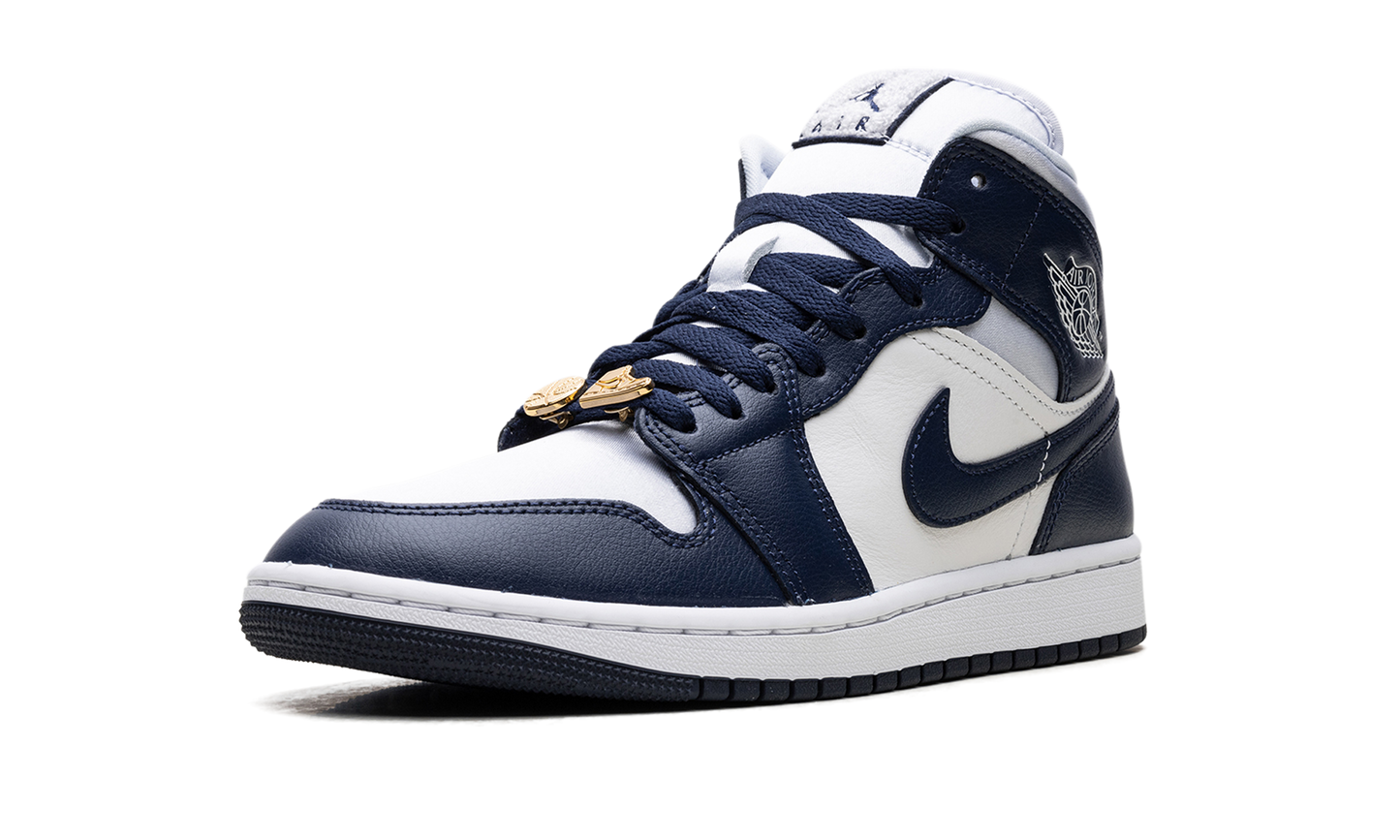 Jordan 1 Mid WMNS Football Grey White Midnight Navy FZ8777 044