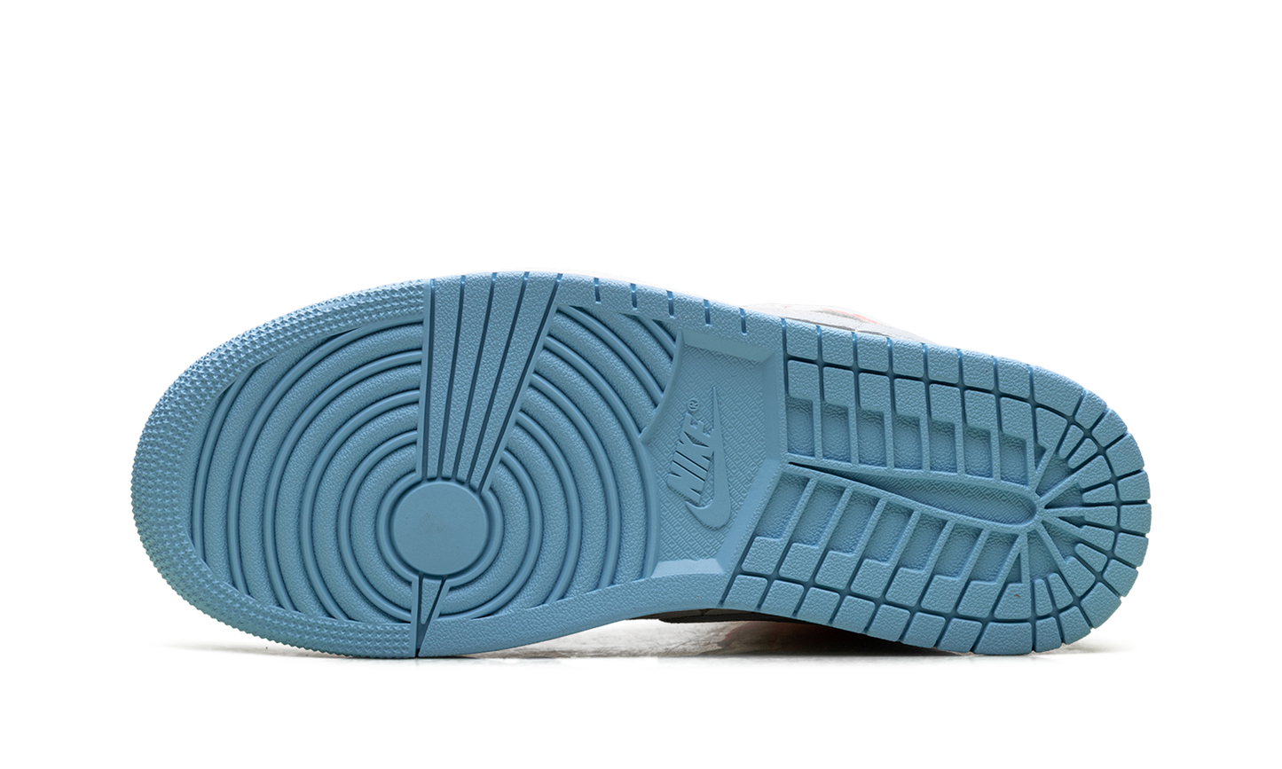 Air Jordan 1 Mid WMNS White/Light Blue/Pink IM7420 133