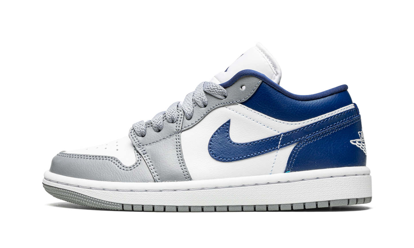 Air Jordan 1 Low WMNS Stealth / French Blue DC0774 042