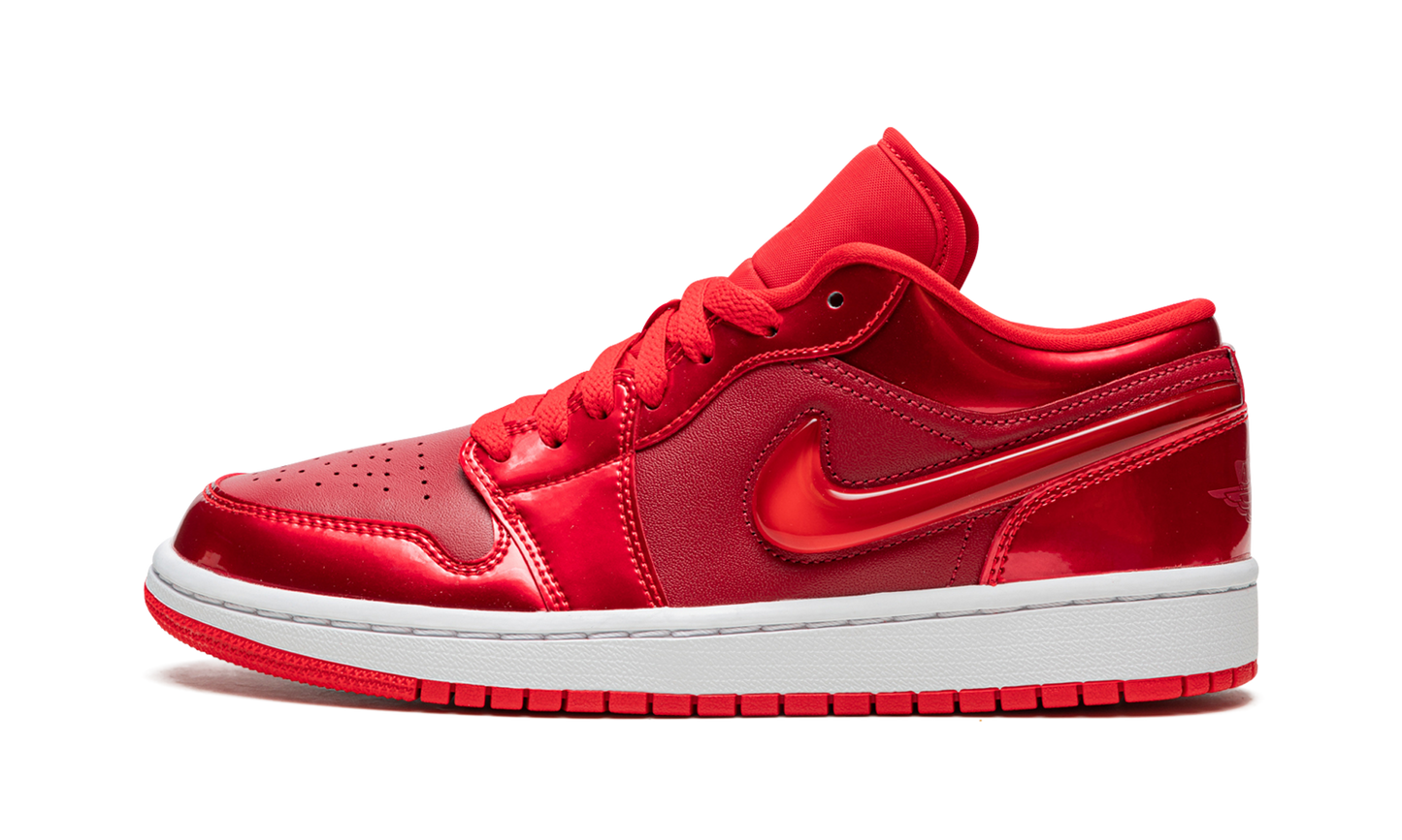 JORDAN 1 Low SE WMNS Pomegranate DH5893 600