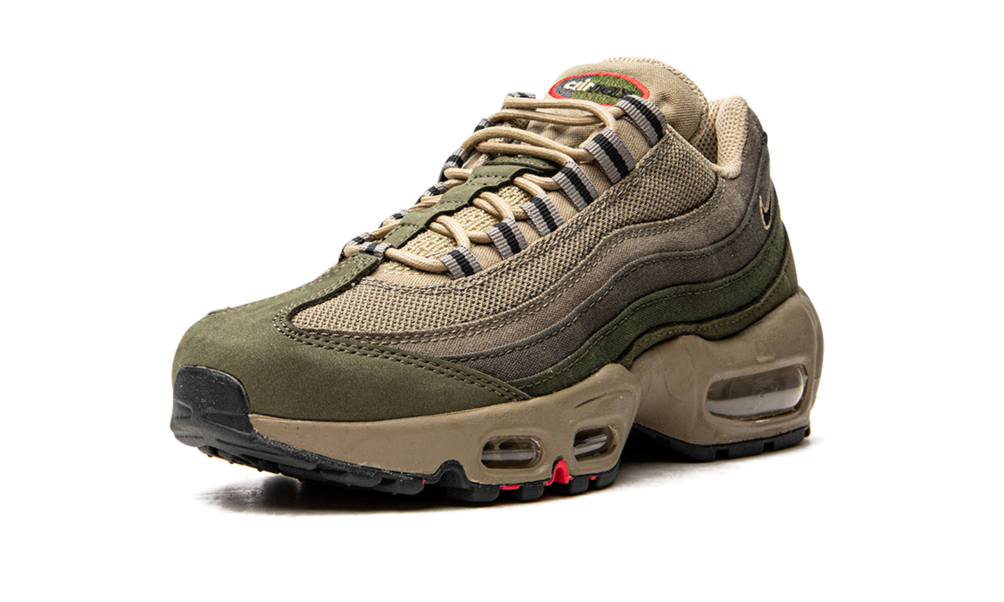 Nike Air Max 95 SE "Rough Green" DQ8570 200