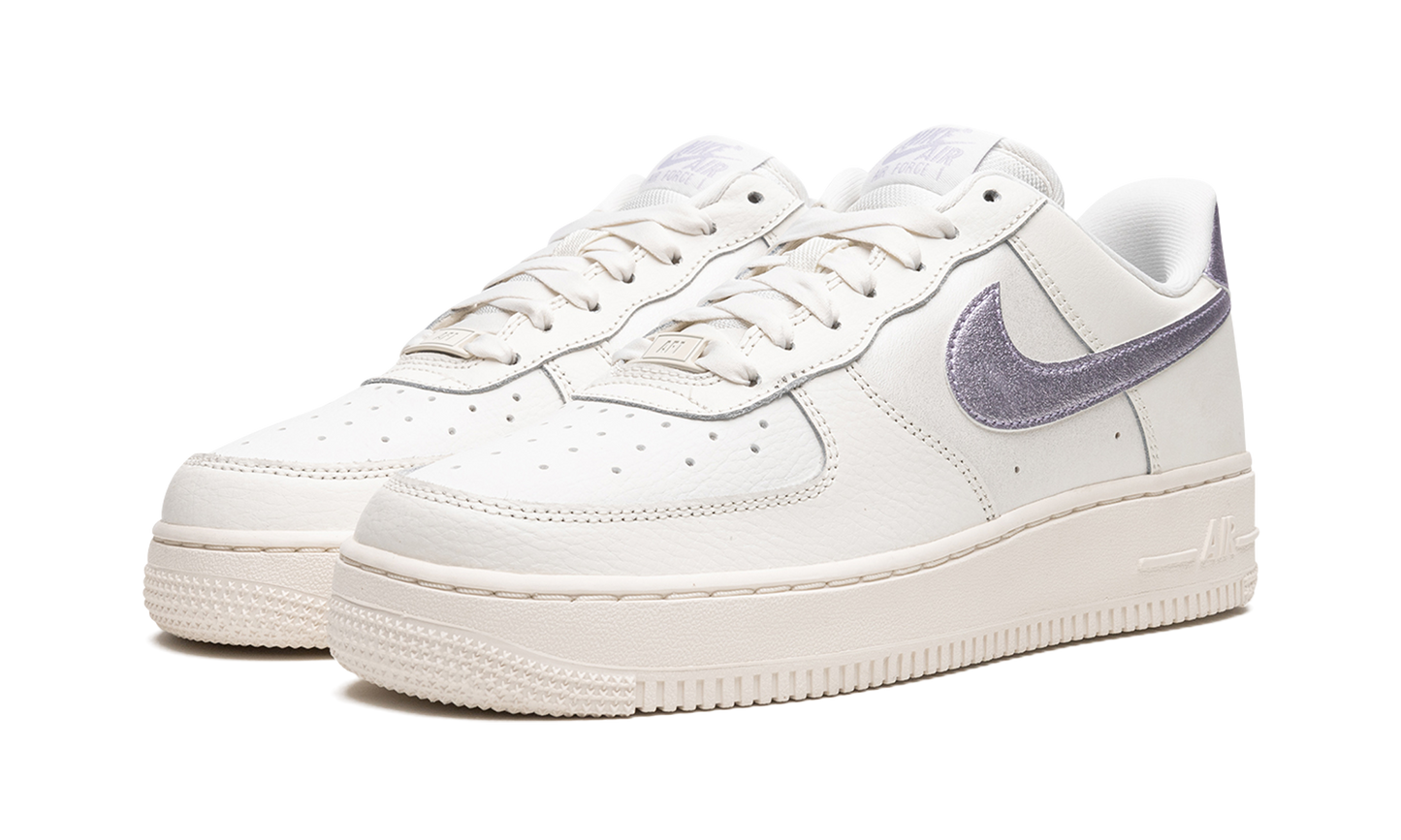 Nike AIR FORCE 1 MNS WMNS Metallic Purple DV7470 100
