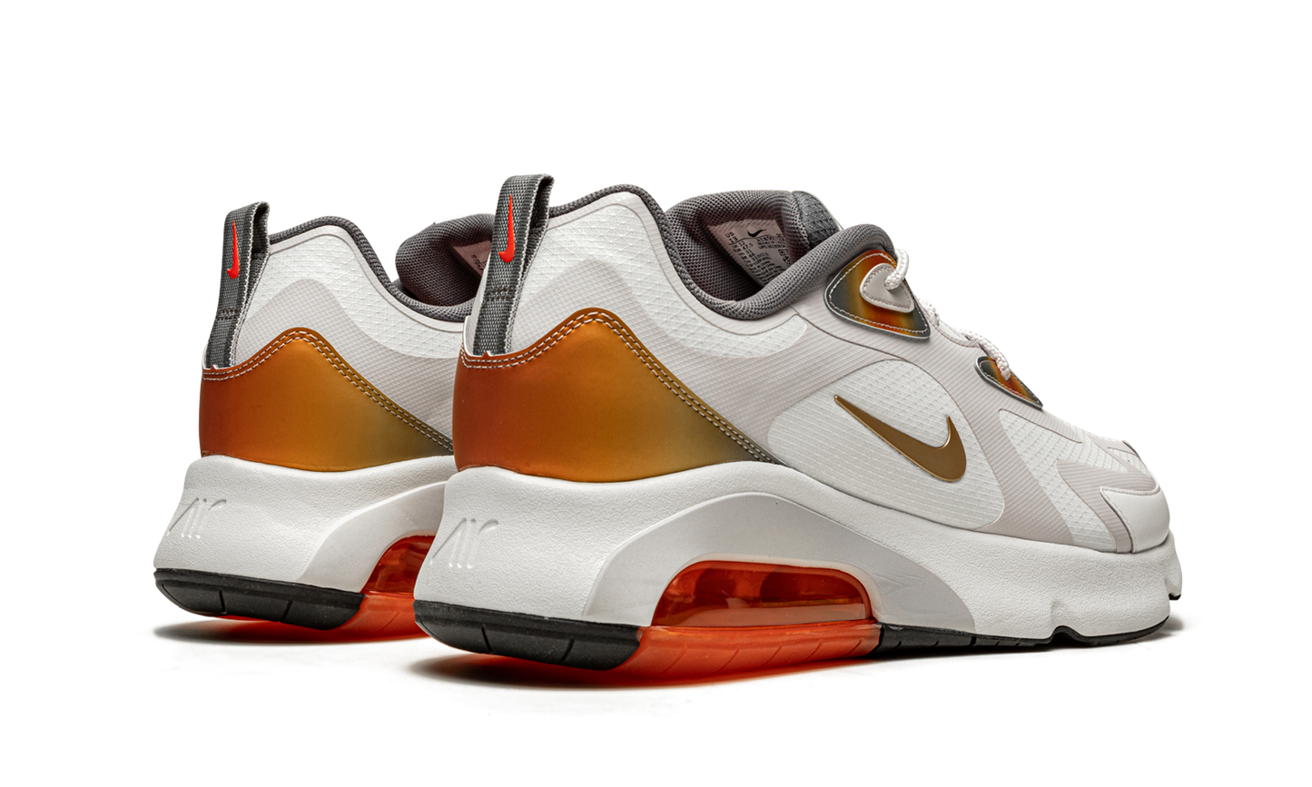 Nike Air Max 200 AT8507 100