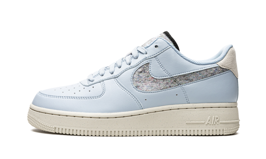 Nike AIR FORCE 1 LO 07 SE () WMNS Light Armory Blue