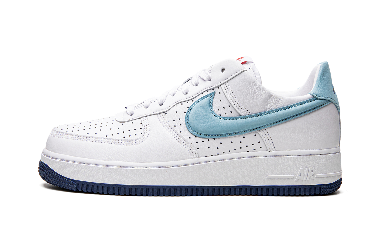 Nike Air Force 1 Low "Puerto Rico 2022" DQ9200 100