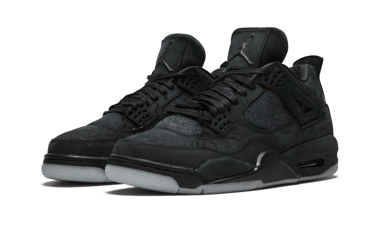 Air Jordan 4 Retro Kaws - Black 930155 001