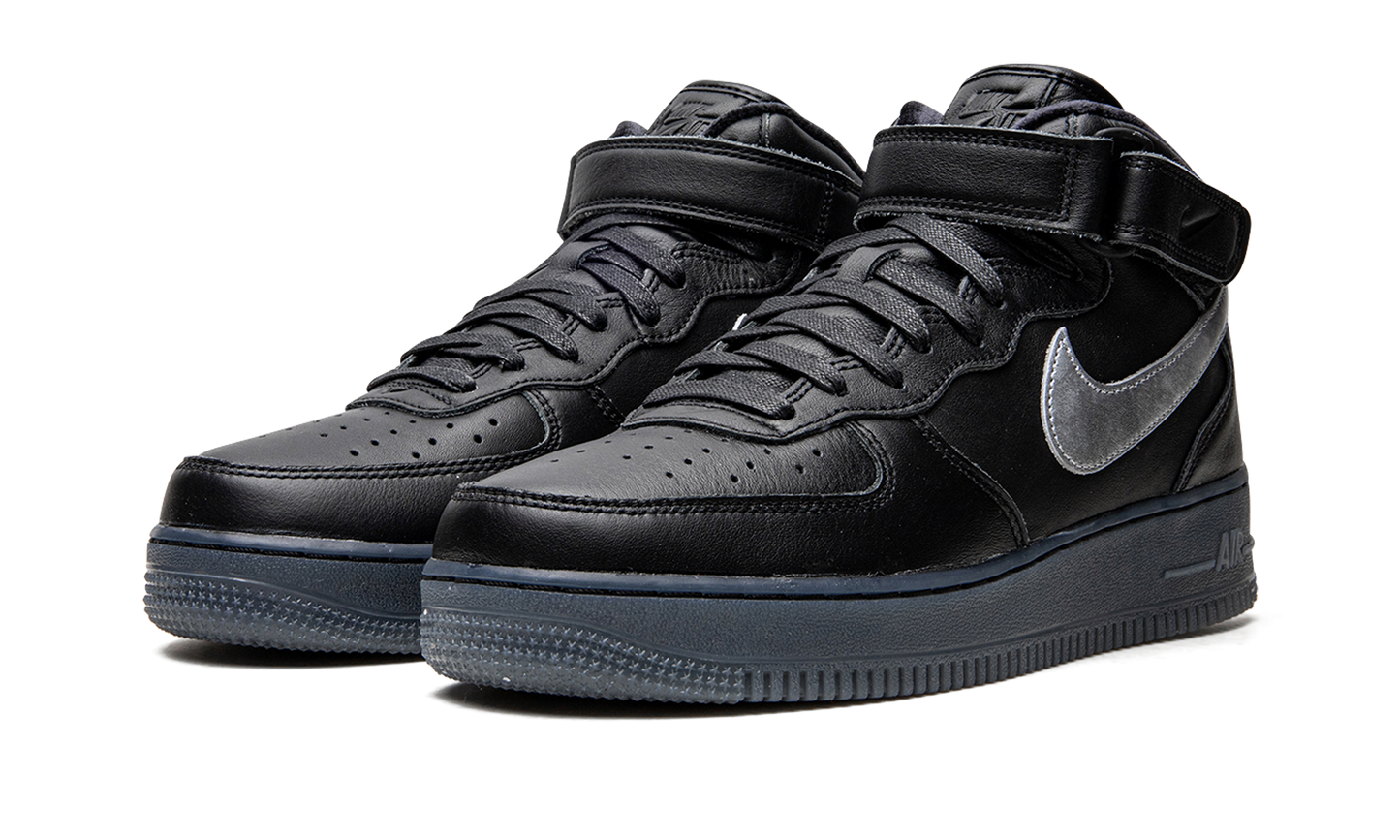 Nike Air Force 1 Mid "Black / Metallic Silver" DX3061 001