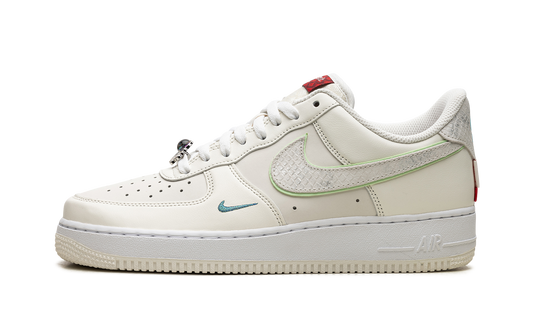 Nike Air Force 1 "Year of the Dragon" FZ5052 131