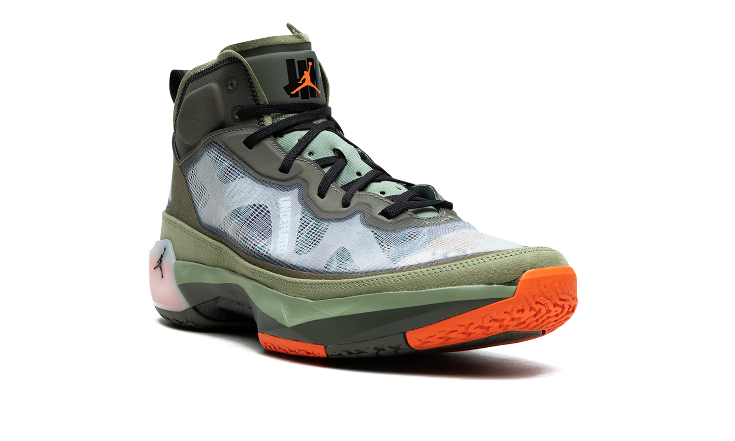 Air Jordan 37 UNDEFEATED - Flight Jacket DV6255 300