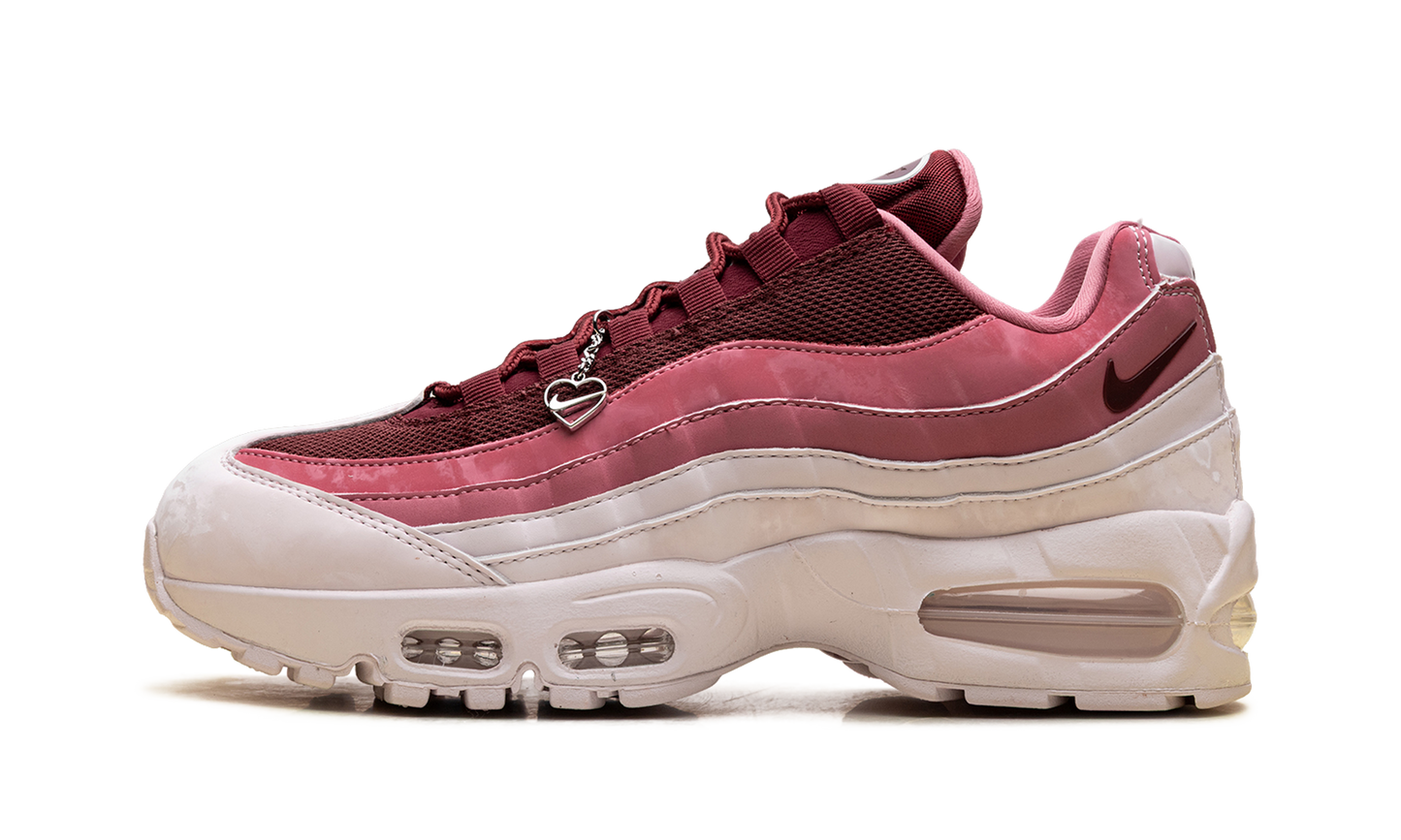 Nike Air Max 95 WMNS "Valentine's Day 2026" IB8155 600