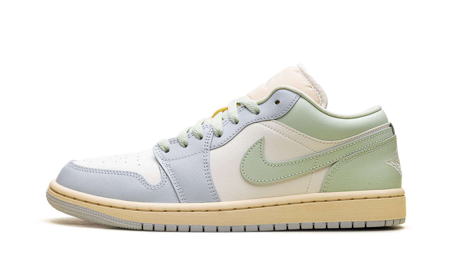 Air Jordan 1 Low WMNS Sail Jade Aura DC0774 108