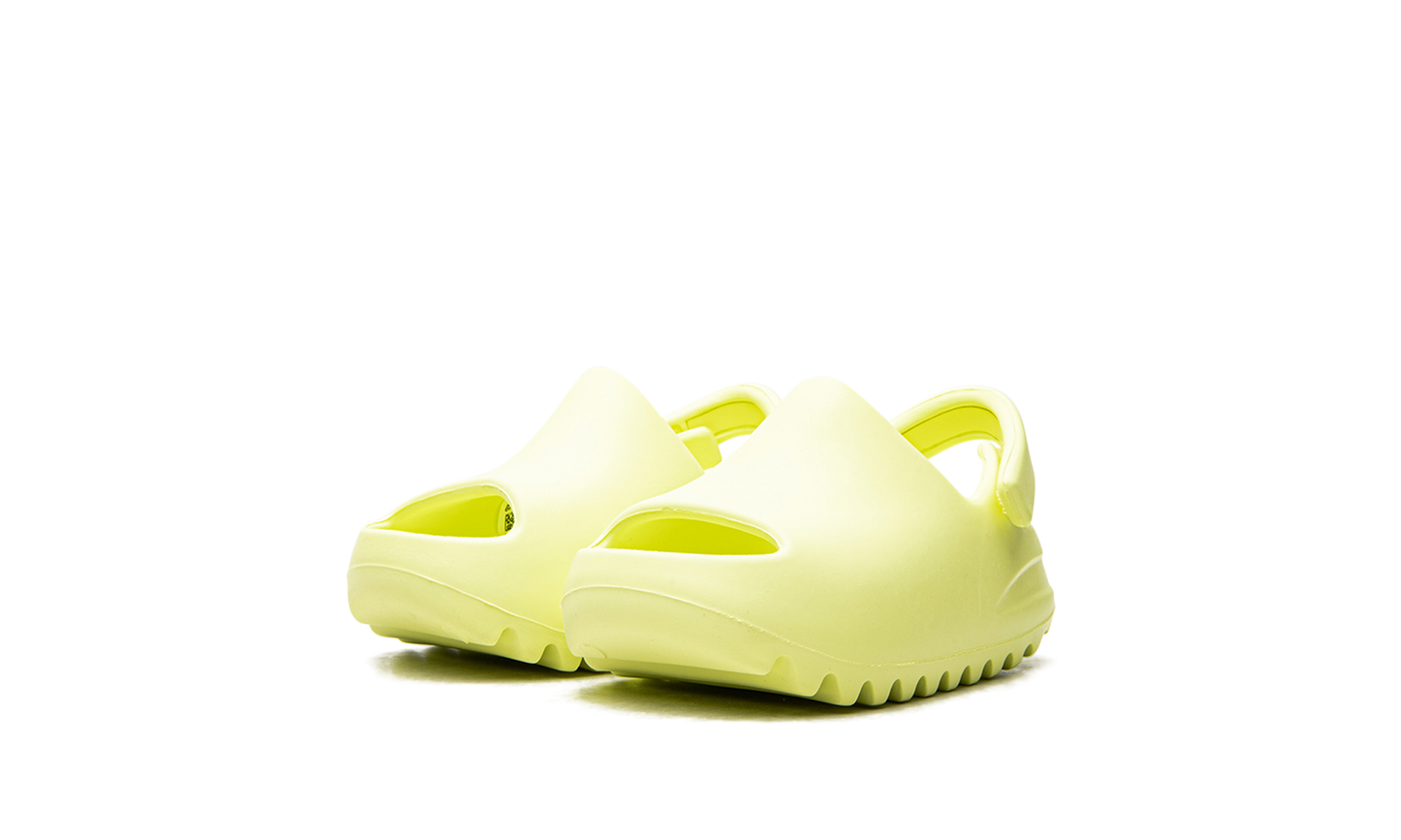 Yeezy Slide Infant "Glow" GX6140