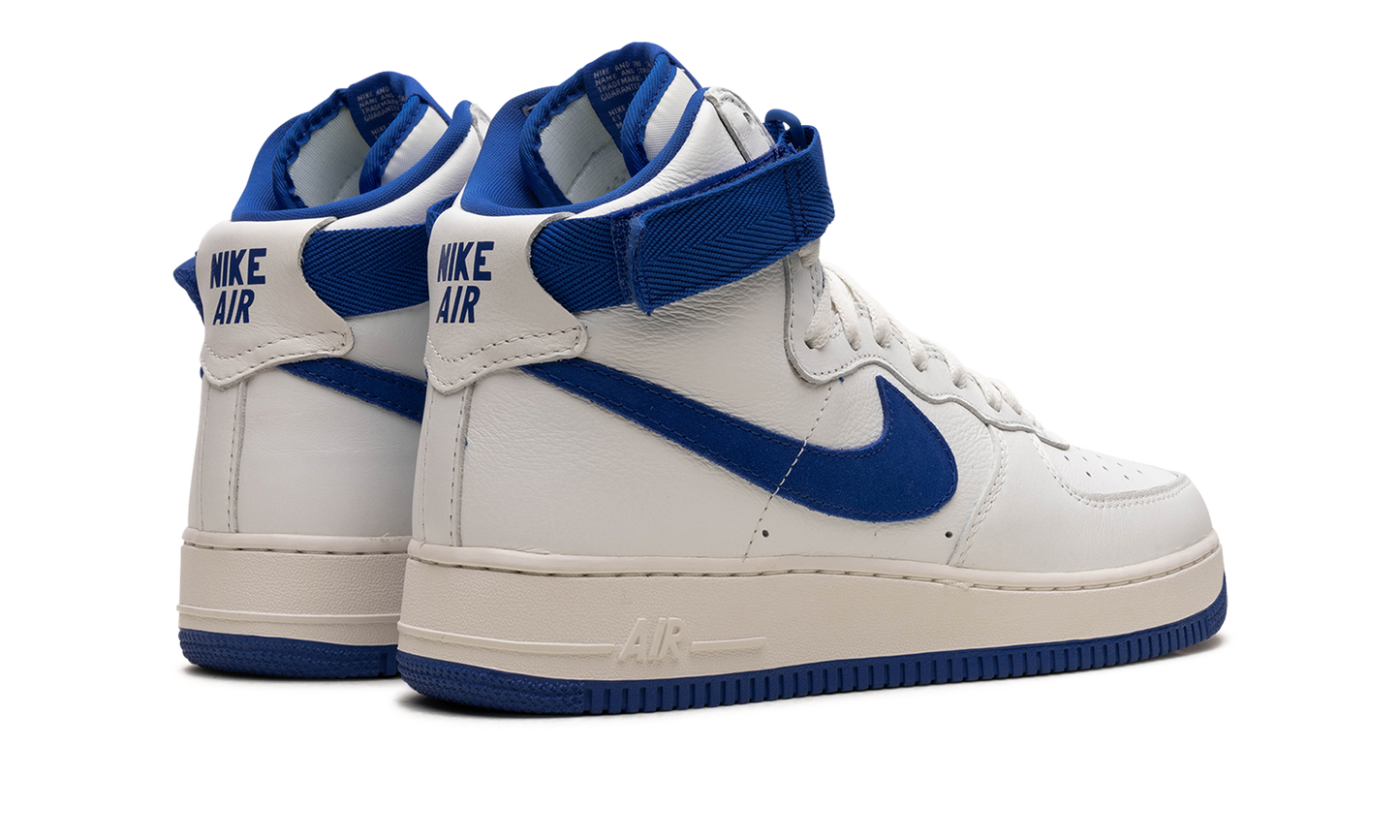 Nike Air Force 1 Hi Retro QS 743546 103