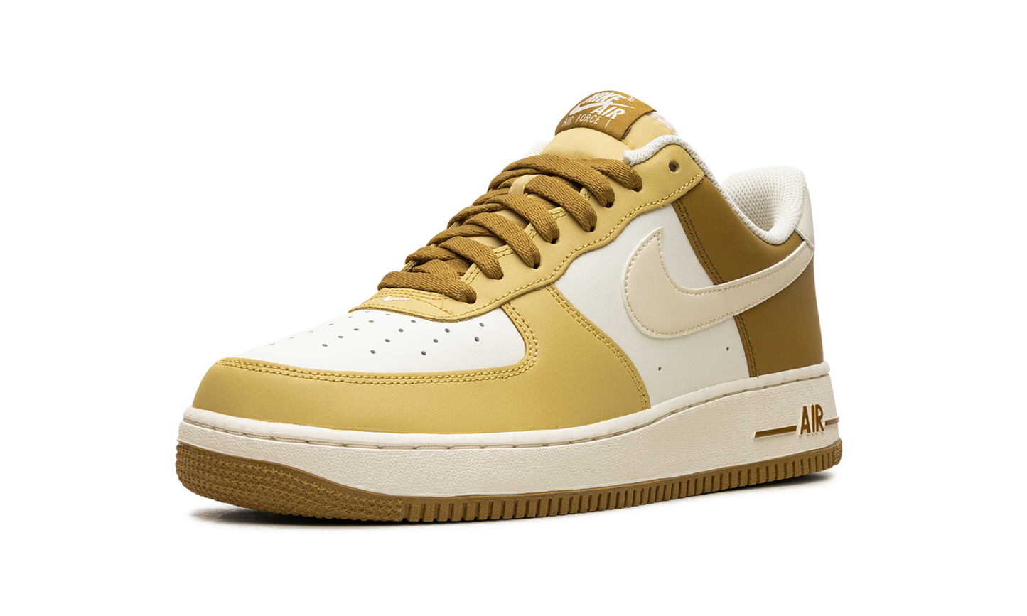 Nike Air Force 1 "Bronzine" FZ4034 716