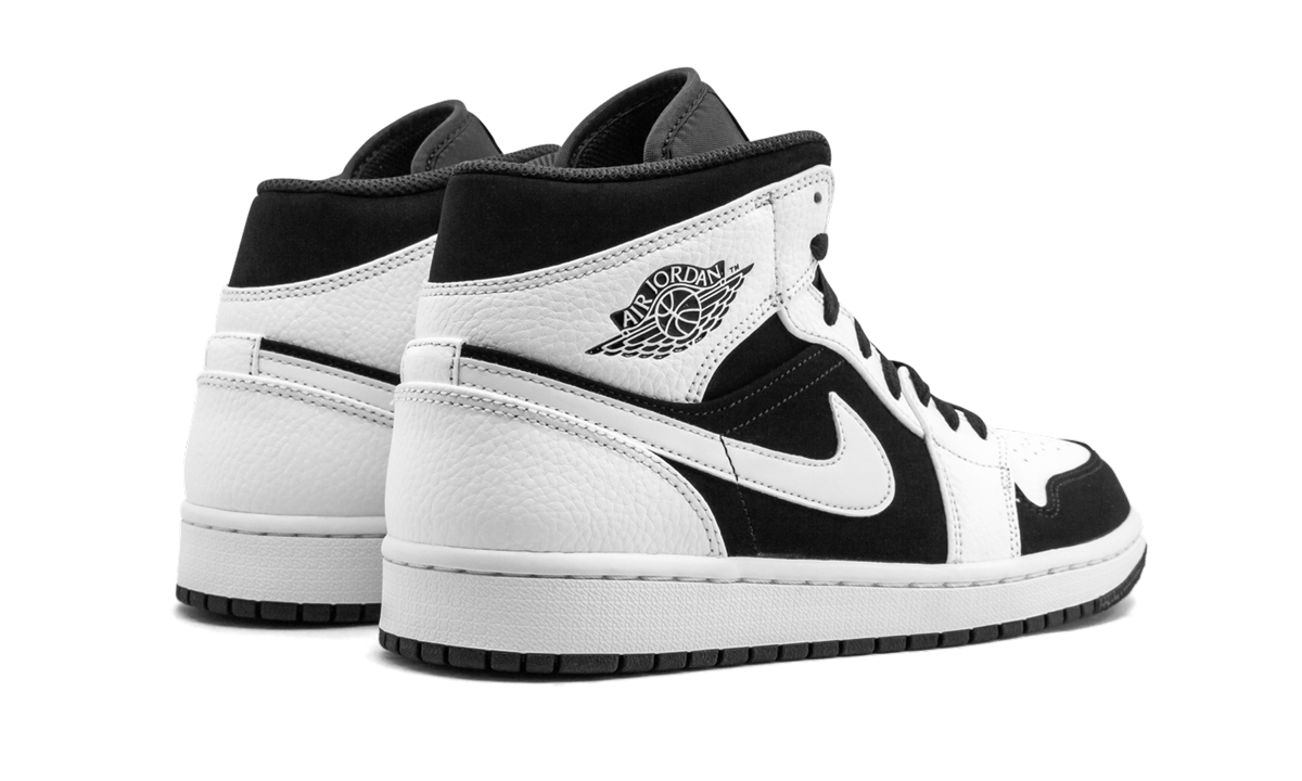 Air Jordan 1 Mid Tuxedo 554724 113