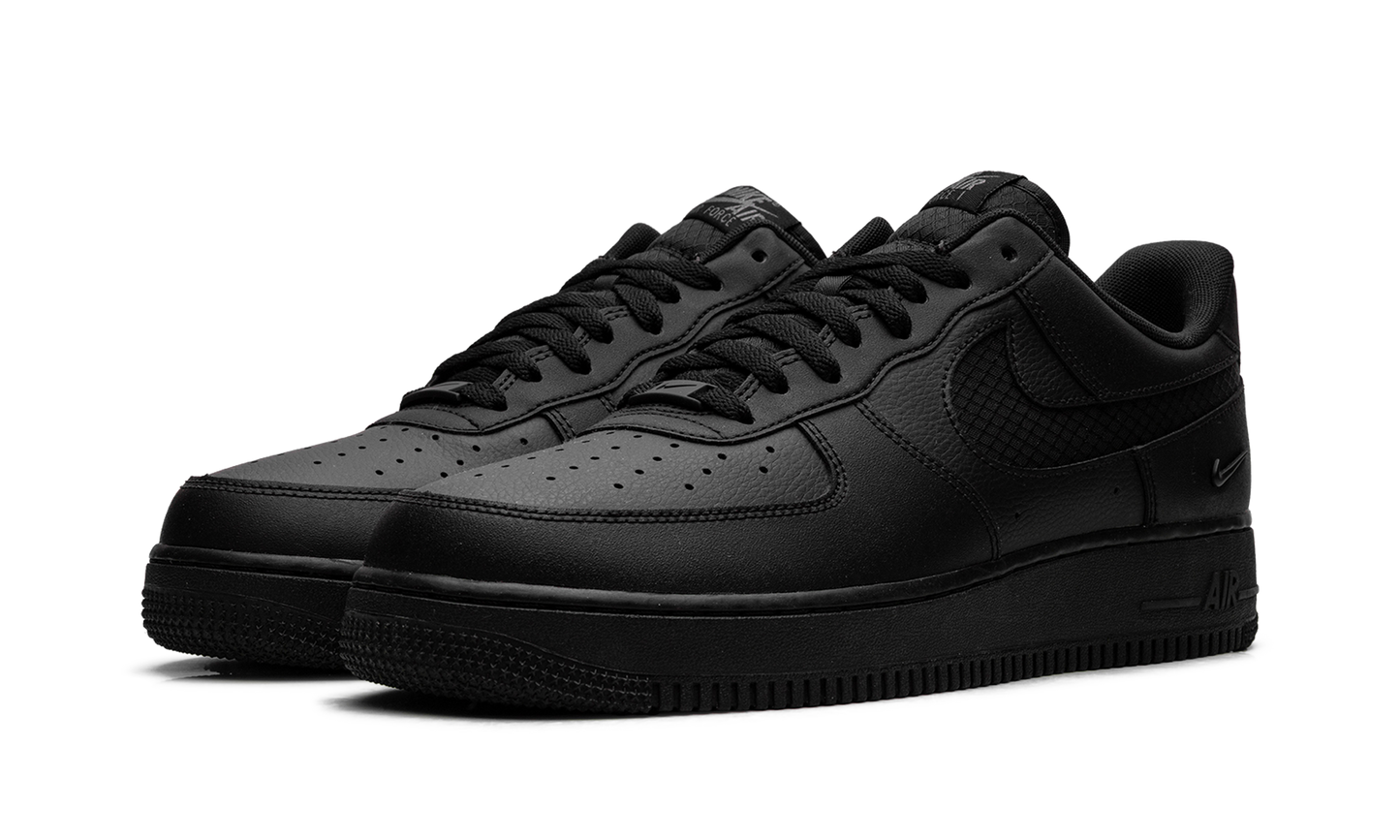 Nike Air Force 1 '07 LV8 "Triple Black Ripstop" IH4452 001