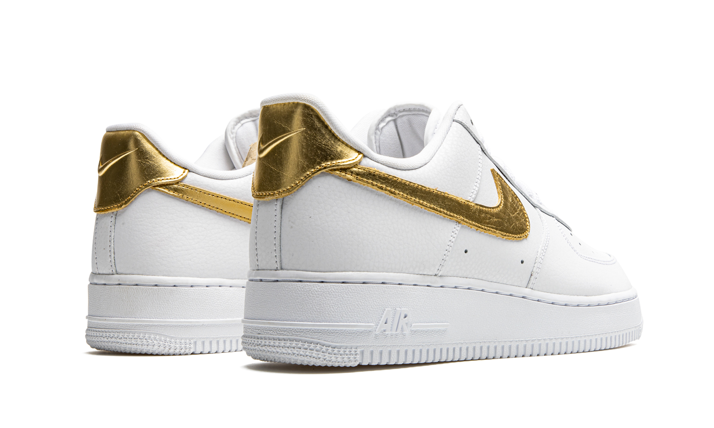 Nike Air Force 1 Low '07 LV8 "Gold Foil" DC2181 100